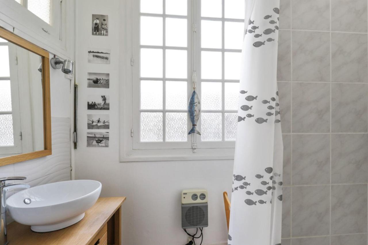 Appartement Des Embruns - Welkeys Trouville-sur-Mer Buitenkant foto